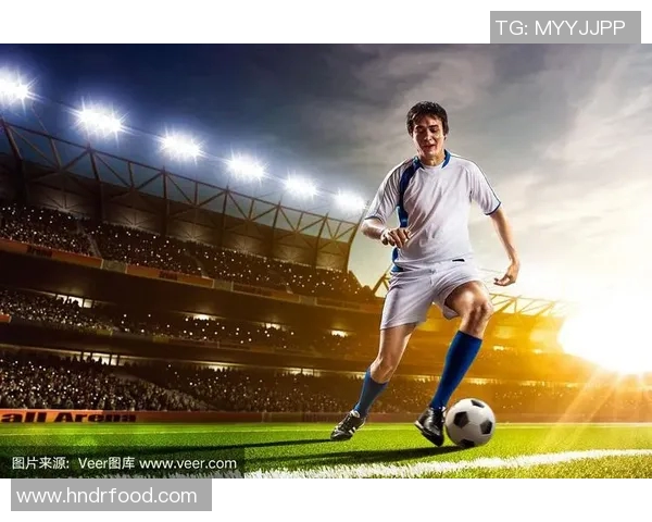 足球明星利昂的生平成就与精彩瞬间全景介绍